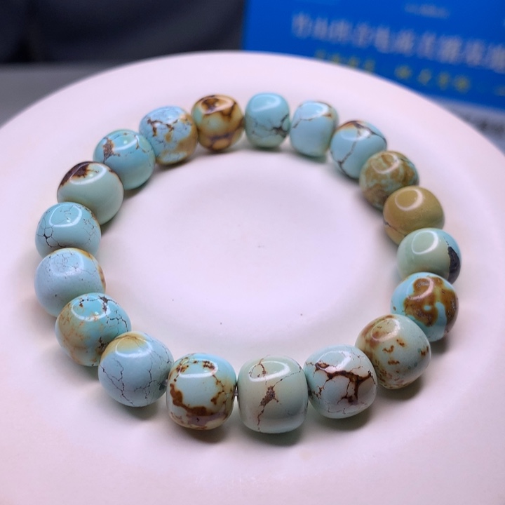 绿松石配饰未镶嵌南*