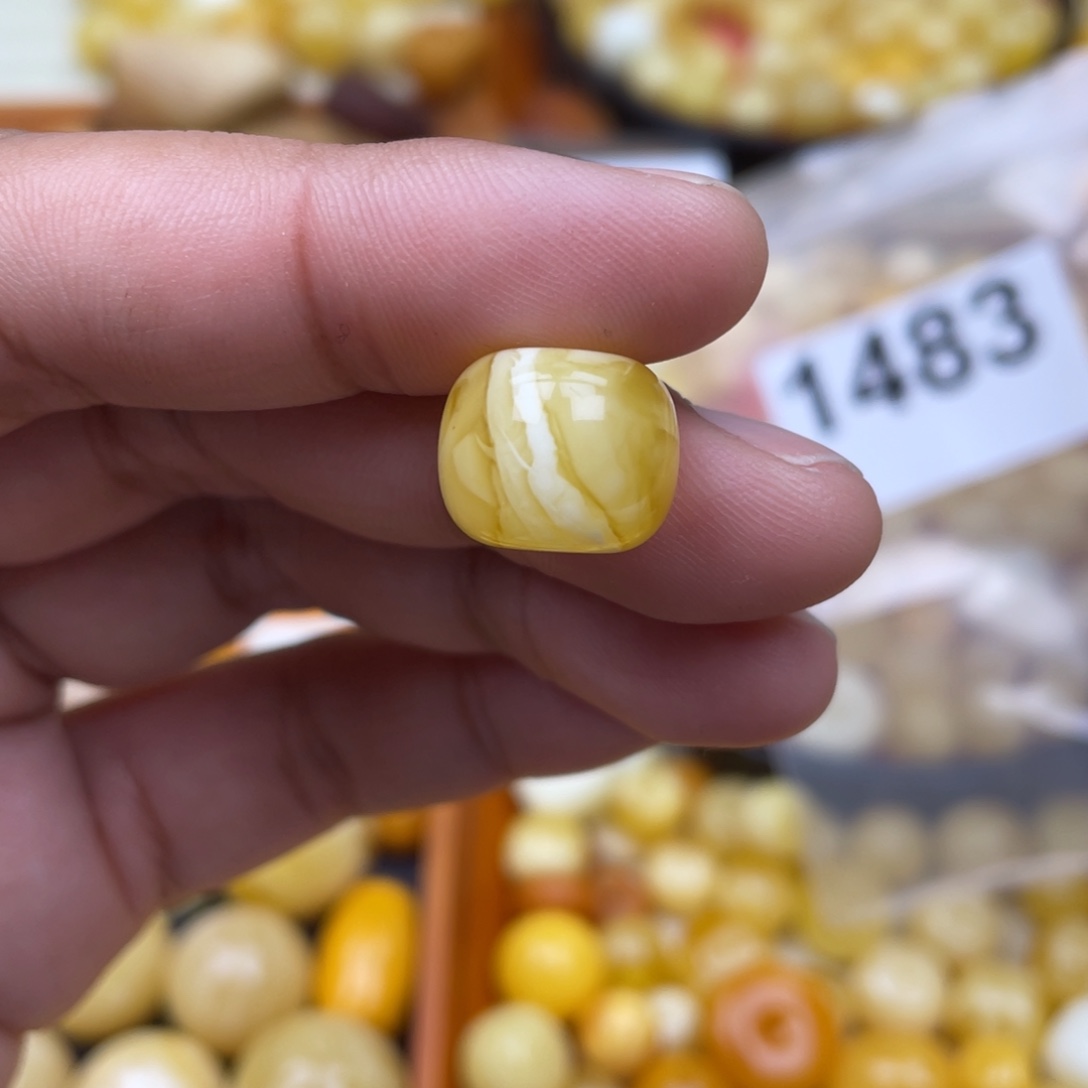 琥珀珠宝奇石未镶嵌14 一颗粉