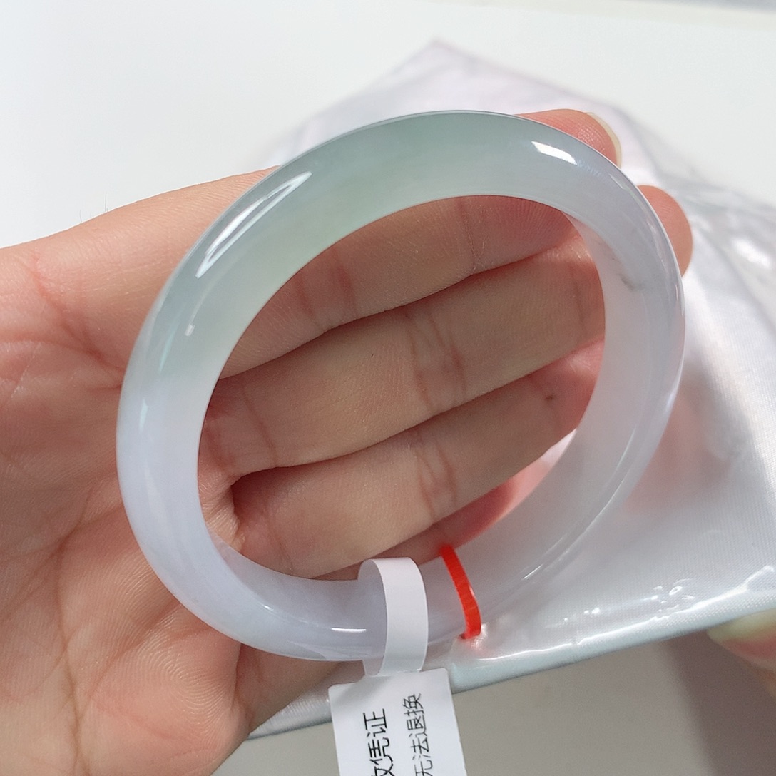 翡翠手镯未镶嵌①⑤⑥