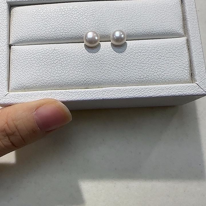 淡水珍珠银S925镶嵌耳饰
