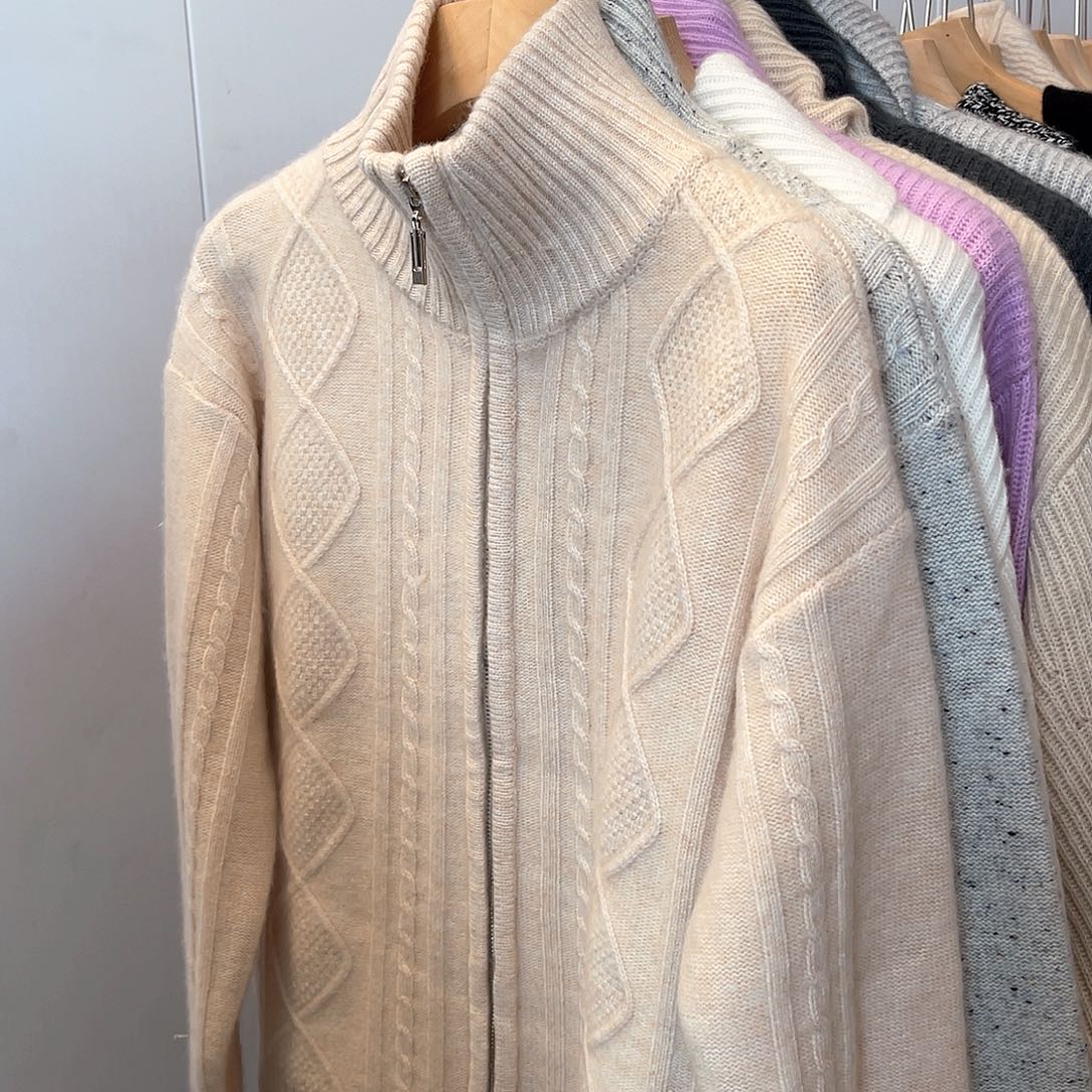 双拉链纽花羊绒开衫颜色尺码可选