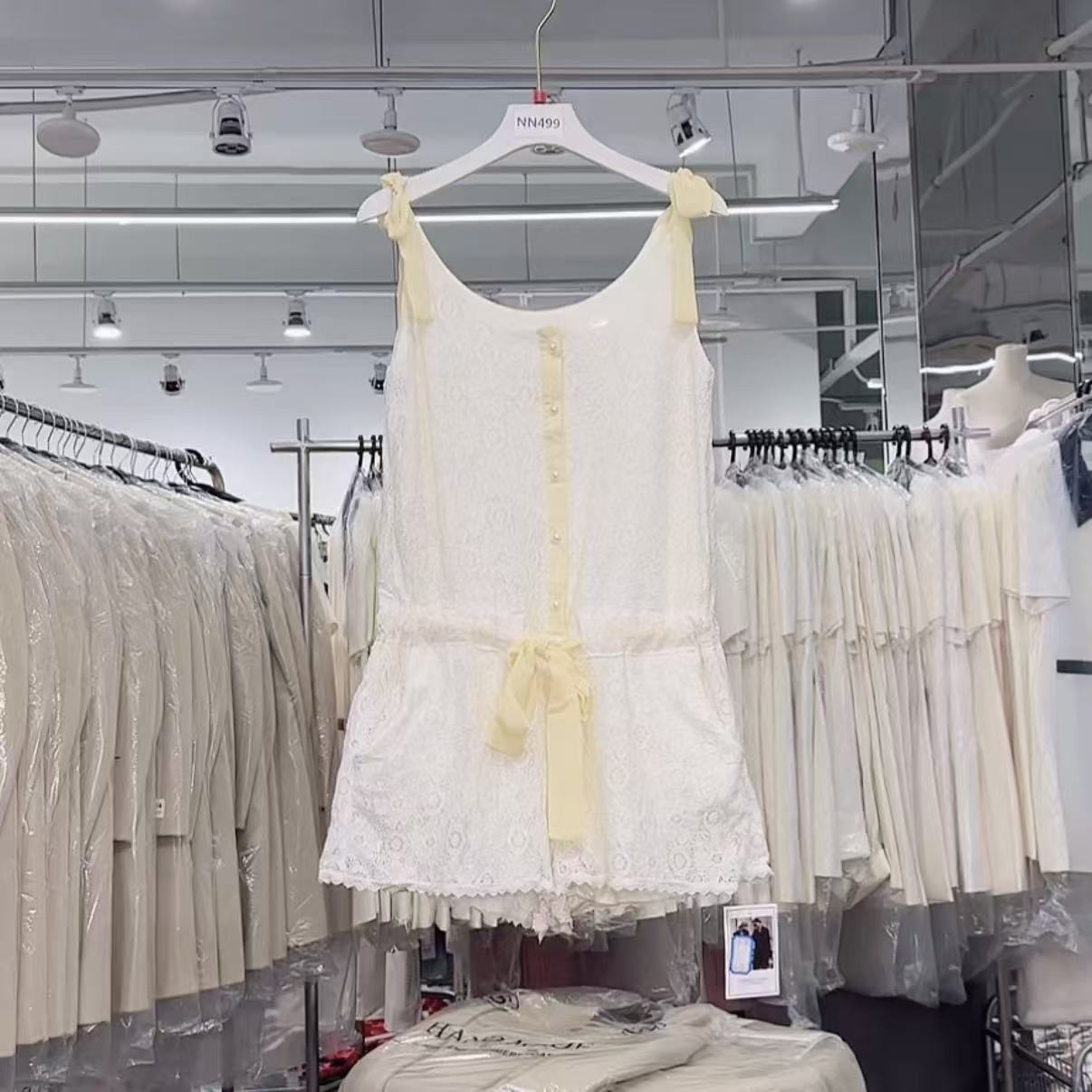 NN499夏季纯色蕾丝气质连体裤不起球女时尚休闲