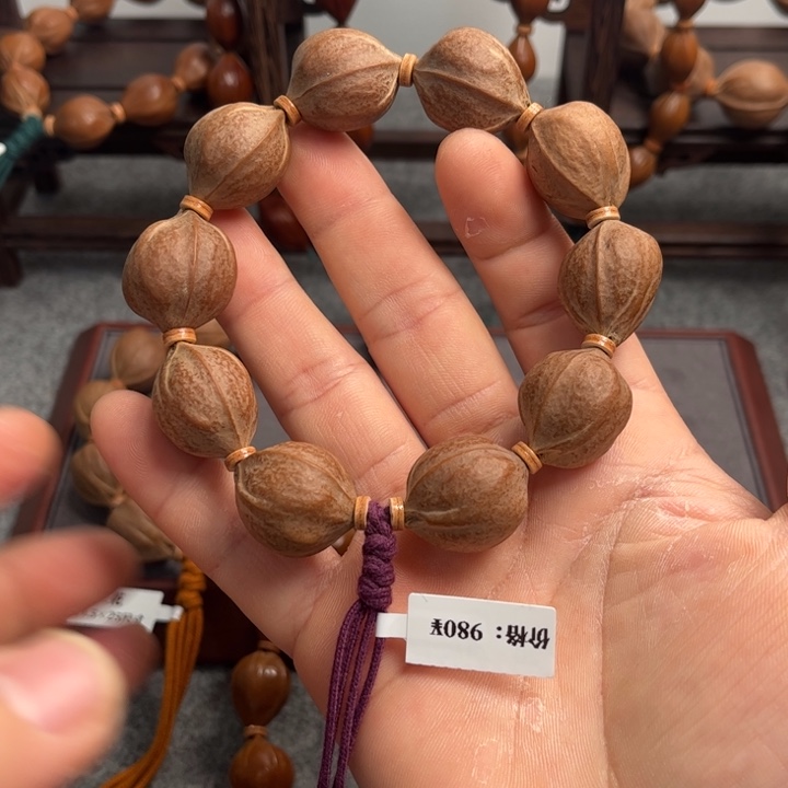 橄榄核手串/手链有**位20*24尺寸