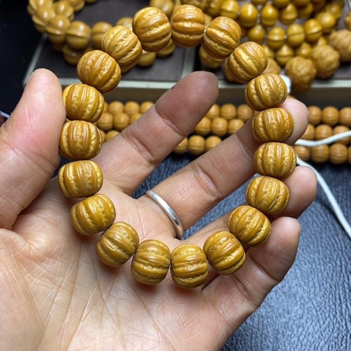 猴头核桃手串猴头草