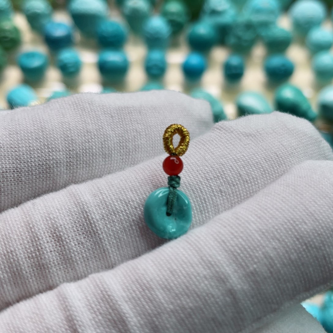 南红玛瑙颈饰未镶嵌