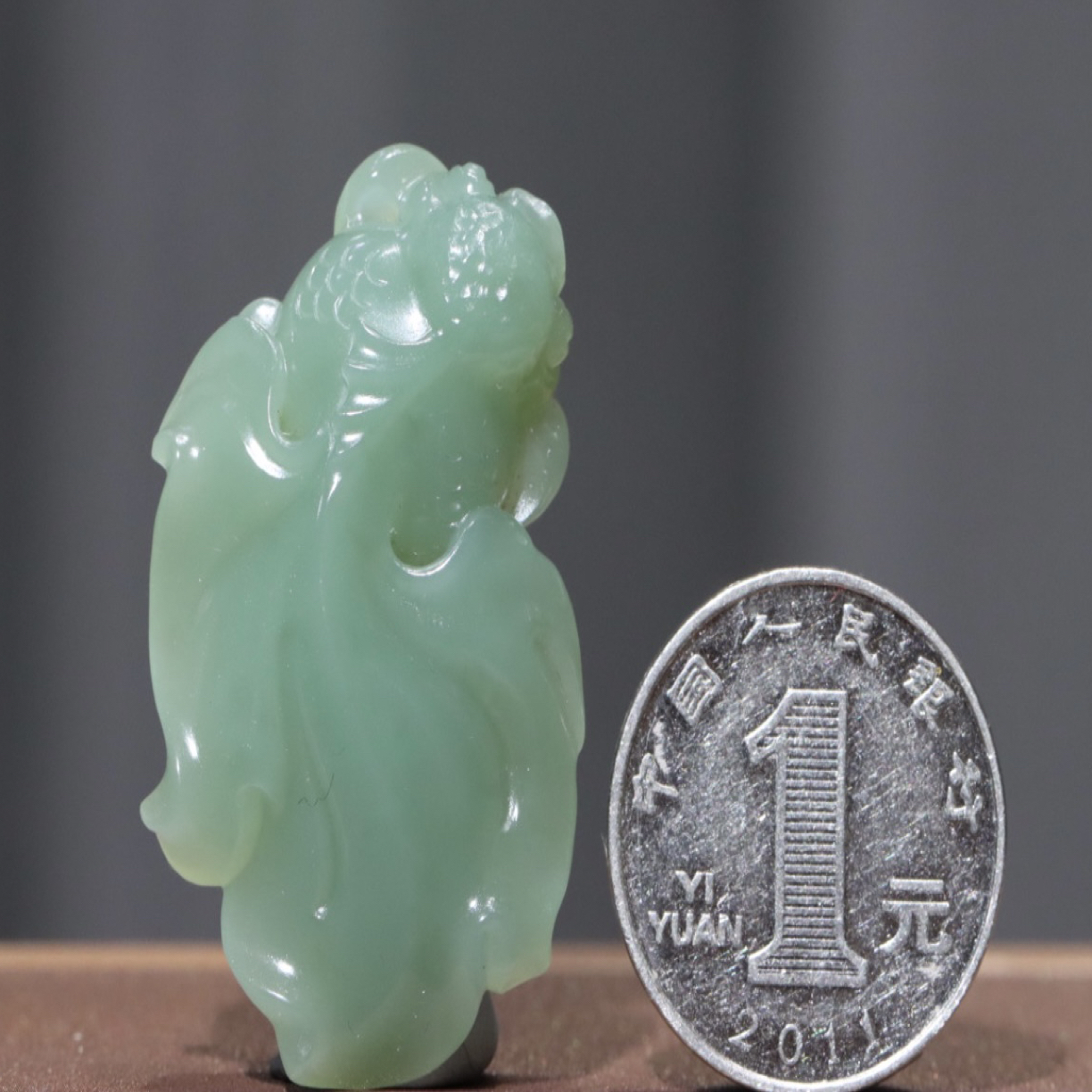 碧玉粉青一细金鱼挂件男款女款时尚款