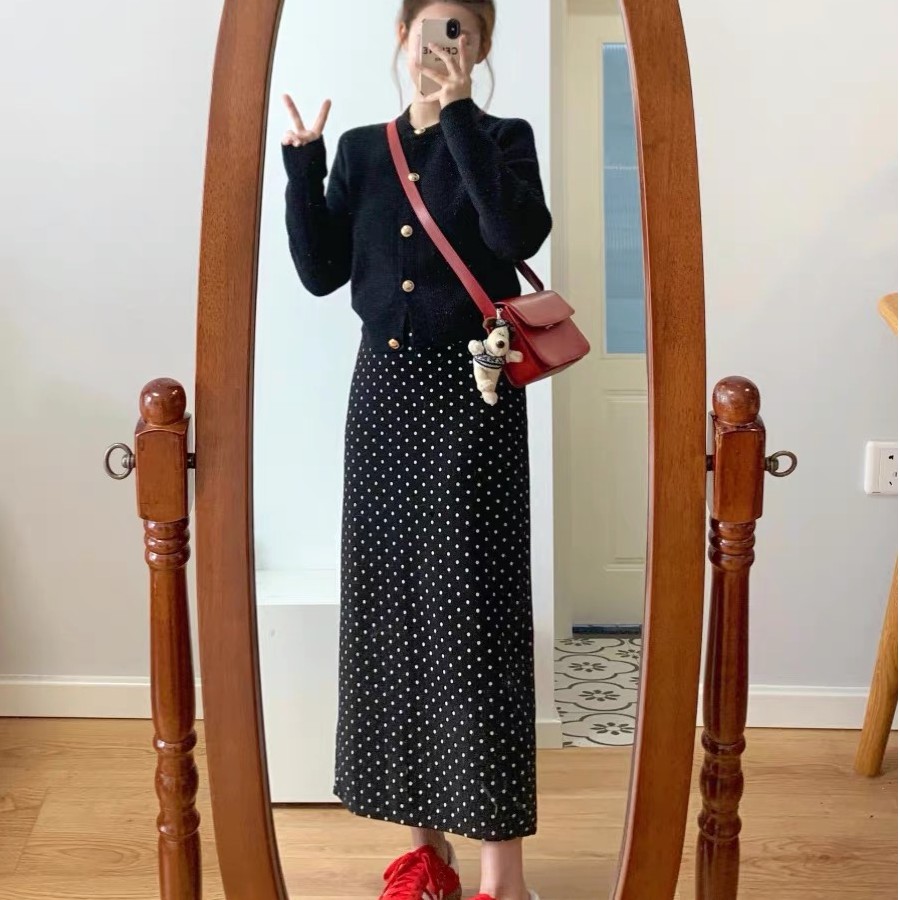 黑色时尚小香风针织上衣+波点半身裙女2025春新款韩版两件套套装