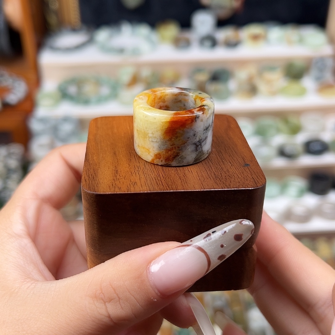 蛇纹石玉未镶嵌戒指17.3