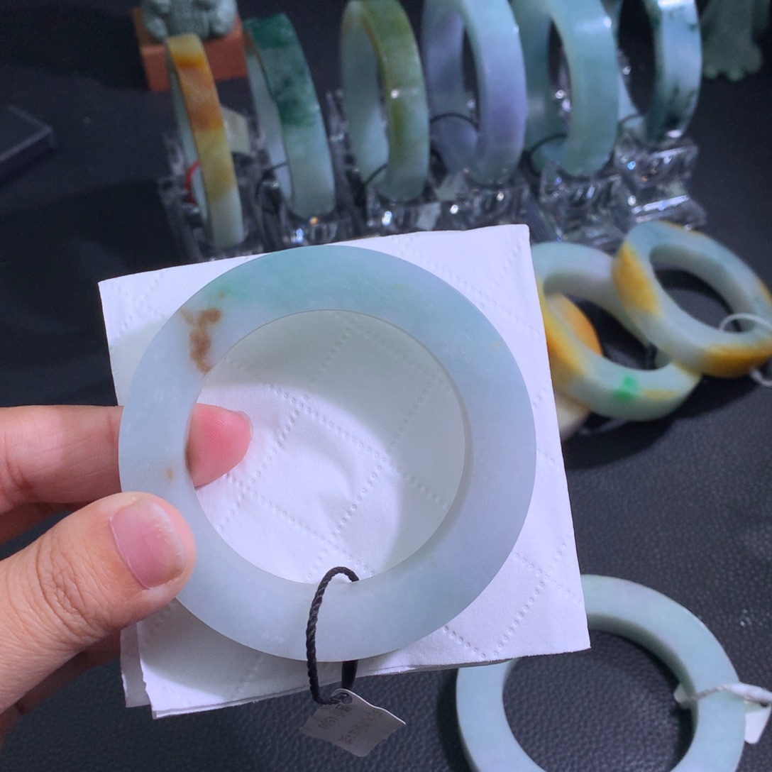 定制翡翠正未镶嵌