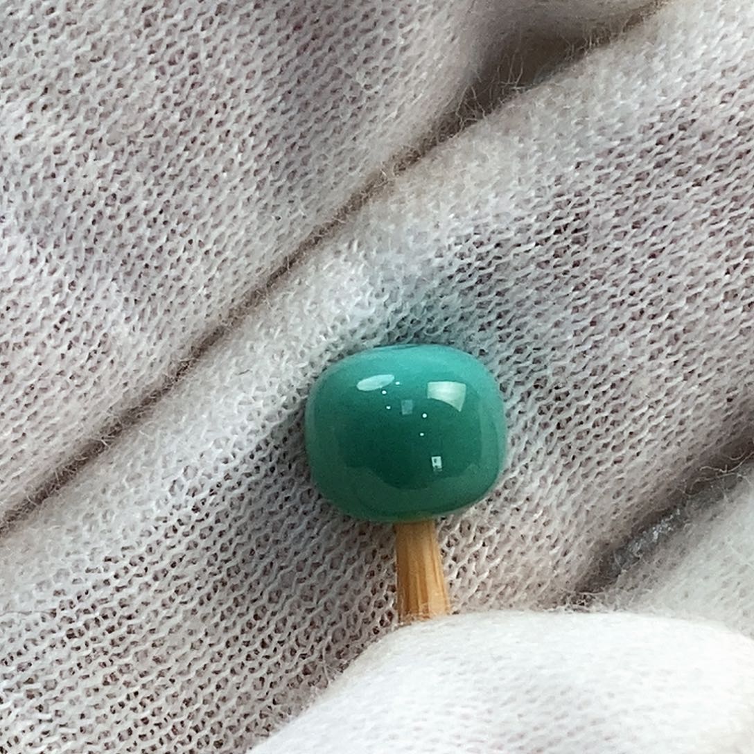 拼***畏绿松石未镶嵌配饰