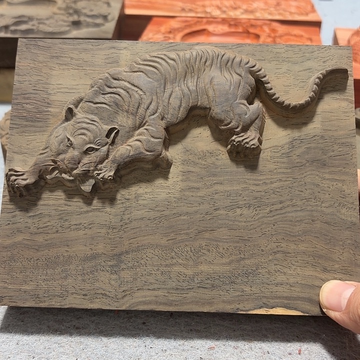 禅***心风车木（黑檀木）瑕疵底座