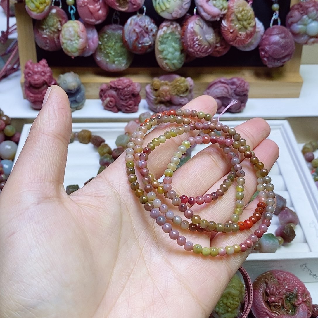 玛瑙/玉髓盐源玛瑙手链未镶嵌