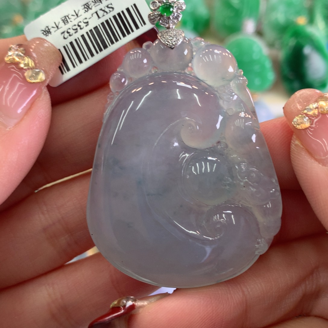 翡翠吊坠(不含链)18K金镶嵌