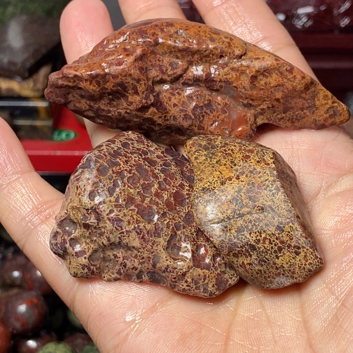 纯铜石英石往*哥天宝石三块1 0 2克