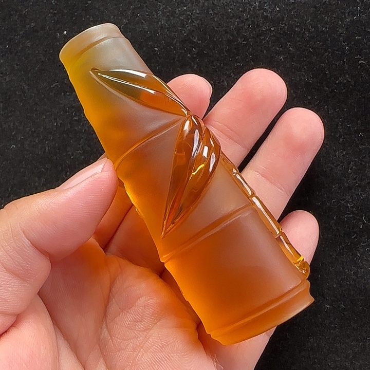 未镶嵌蜜蜡珠宝奇石