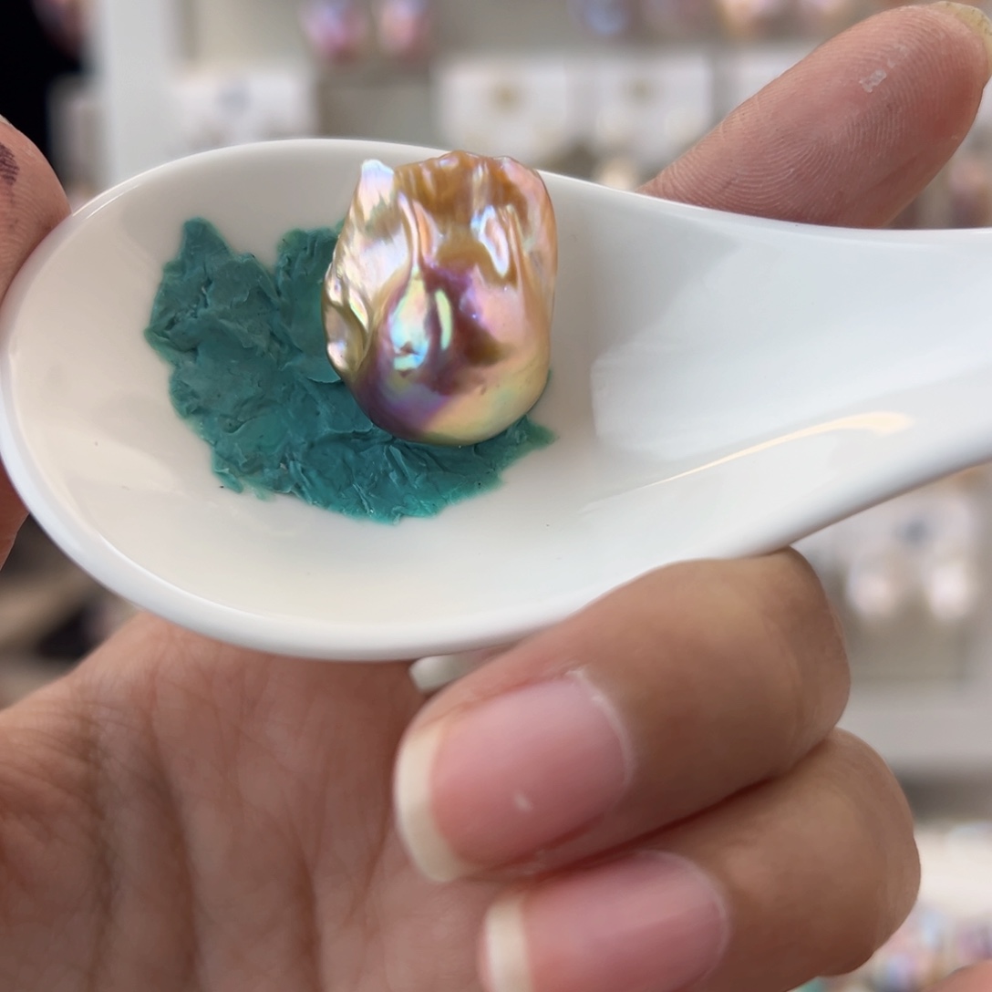 淡水珍珠吊坠(赠链)未镶嵌