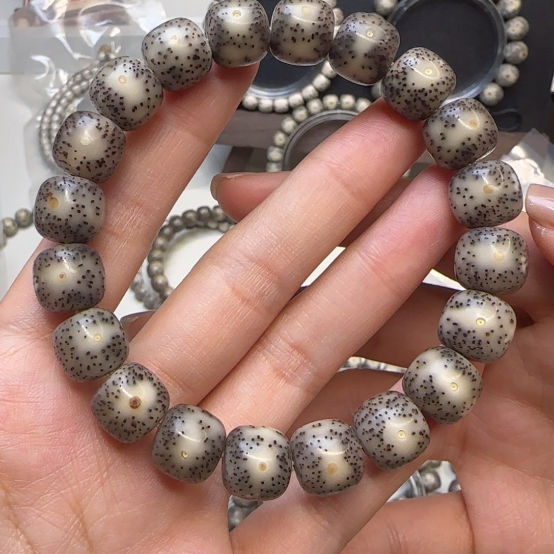 星月菩提手串石玉灰冰丹凤双留白11.6