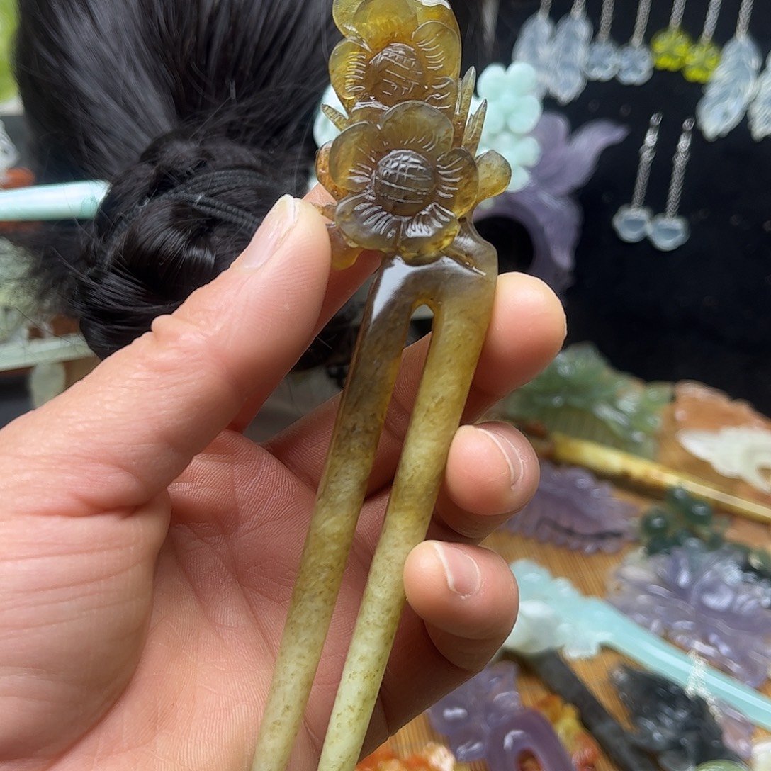 蛇纹石玉未镶嵌岫玉