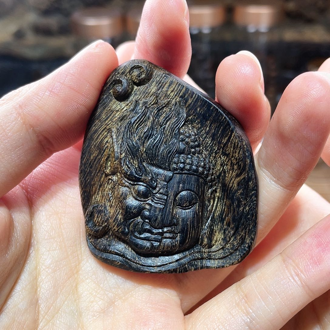 【闪购商品】沉香吊坠西***者越南芽庄虎斑留疤天然老料