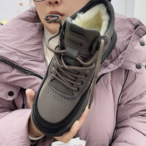 男士40码皮毛一体皮靴