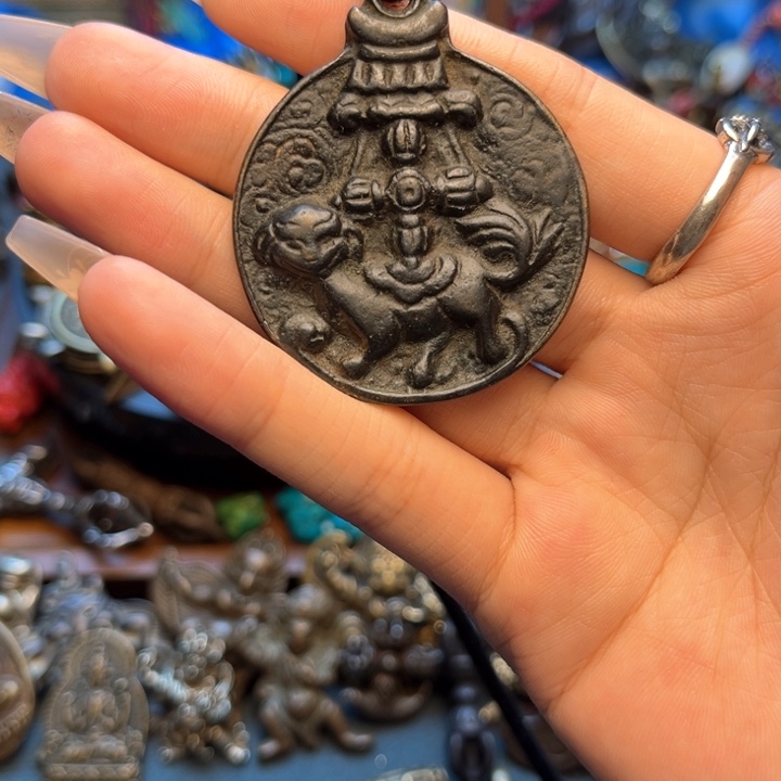 泥塑4 号闪价漏价一件