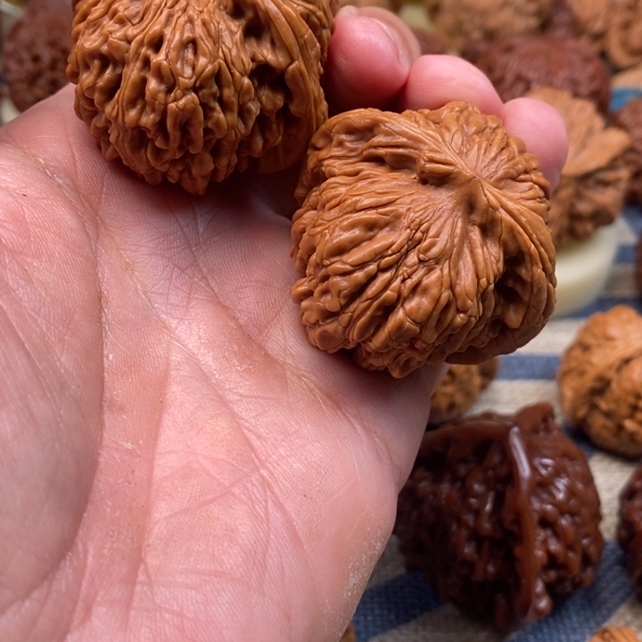 文玩核桃把件李****厂核桃