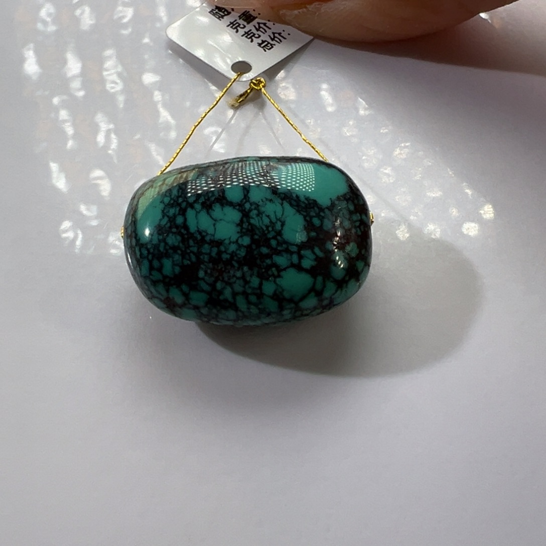 绿松石未镶嵌挂件