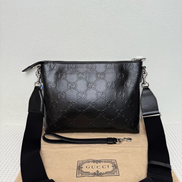 99新 GUCCI/古驰 6334/休闲时尚黑色全皮压纹单肩包/可手拿