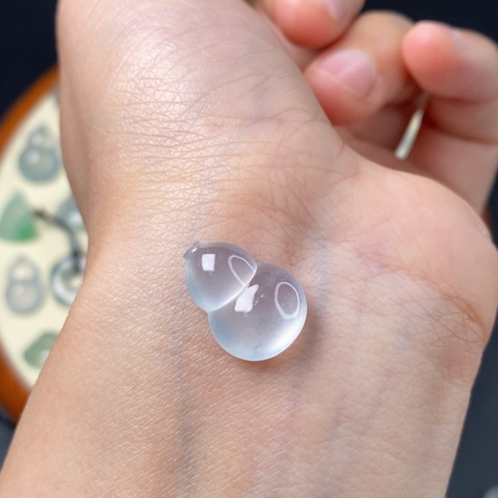 定制翡翠未镶嵌葫芦