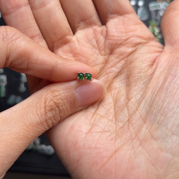 太***落翡翠银S925镶嵌耳饰