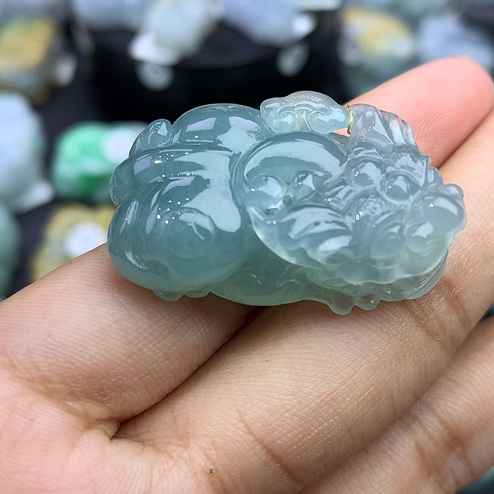 翡翠未镶嵌颈饰天然缅甸翡翠