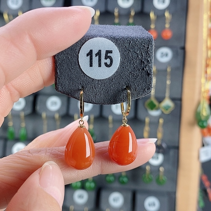 南红玛瑙耳饰18K金镶嵌