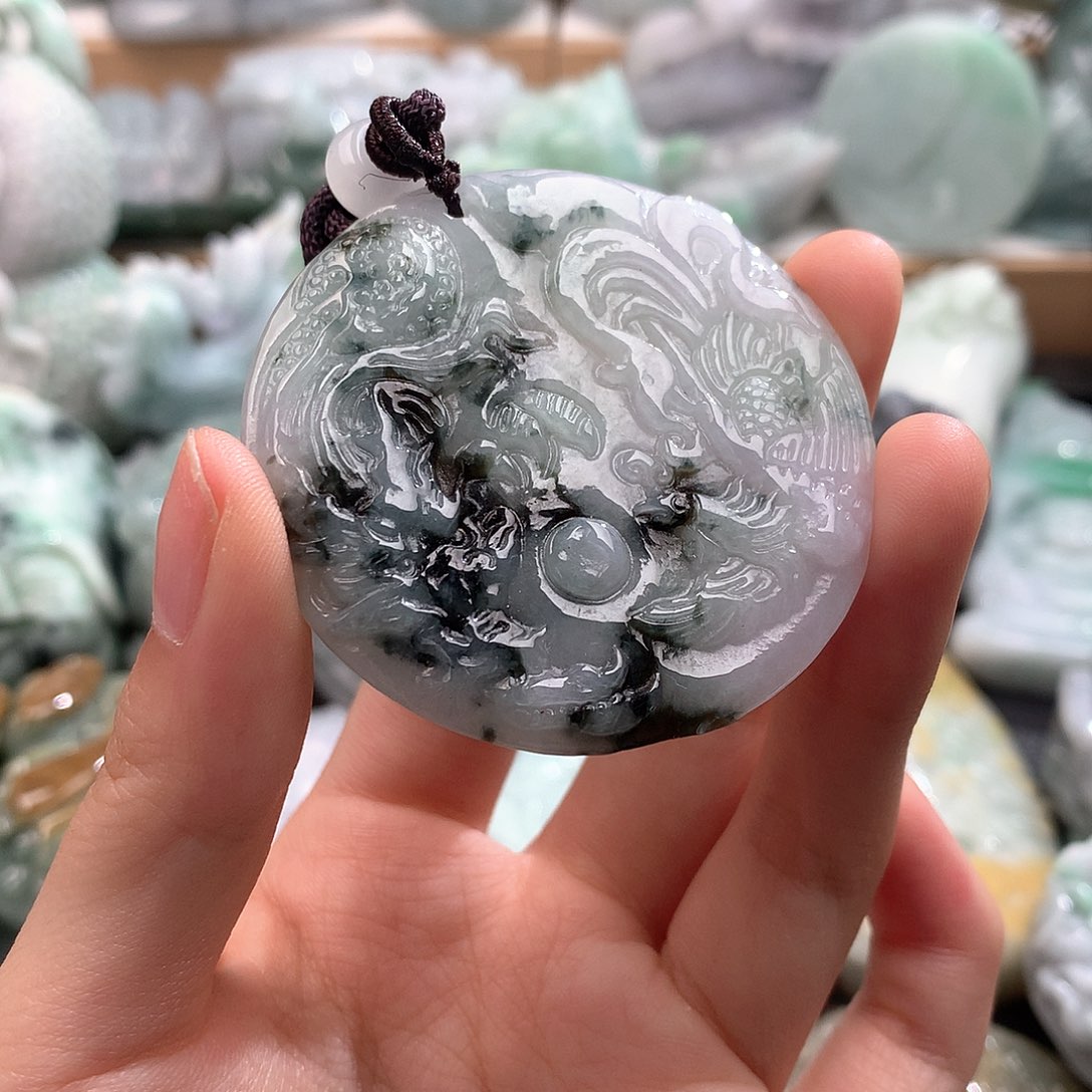 吊坠(不含链)未镶嵌翡翠