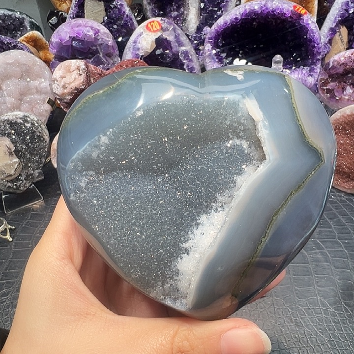 紫晶未镶嵌珠宝半成品