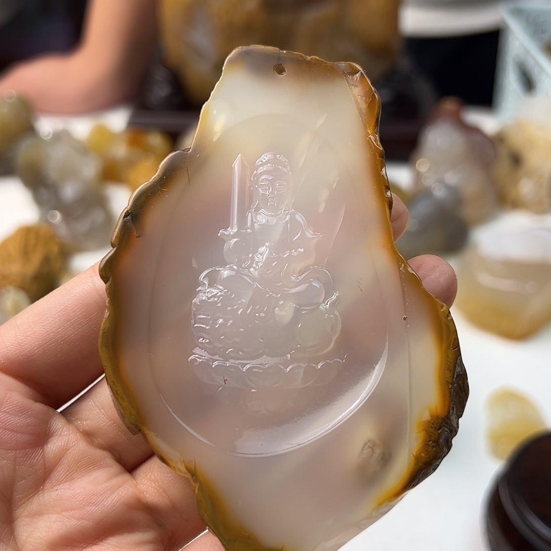 未镶嵌颈饰玛瑙/玉髓
