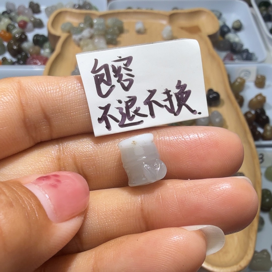 和田玉未镶嵌珠宝奇石