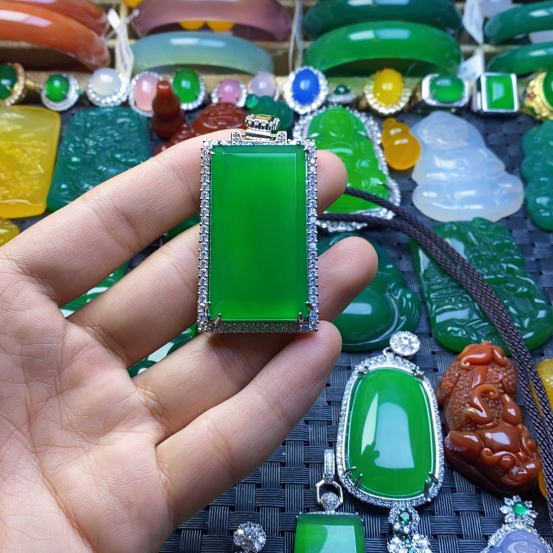 @***落玛瑙/玉髓合金颈饰