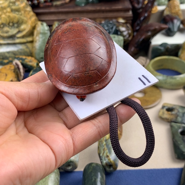 岫岩河磨玉（透闪石质玉）手把件有瑕未镶嵌用****1