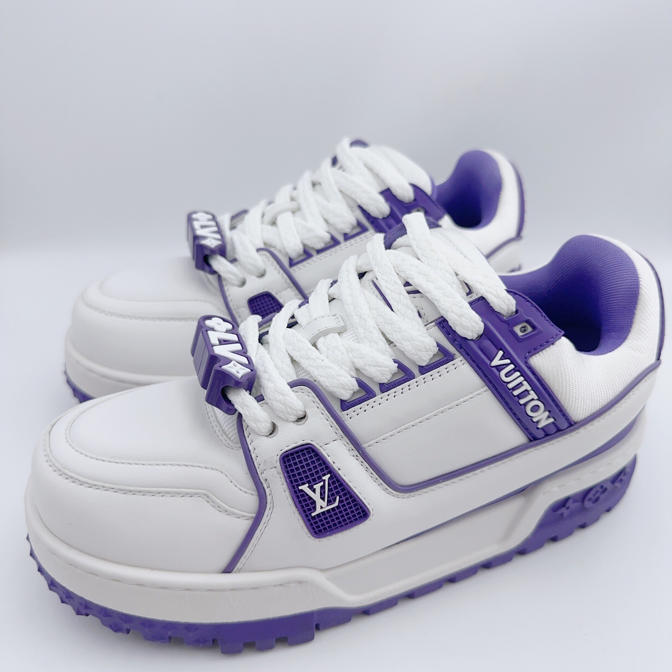 99新 LouisVuitton/路易威登 38码/白紫胖丁trainer/01811
