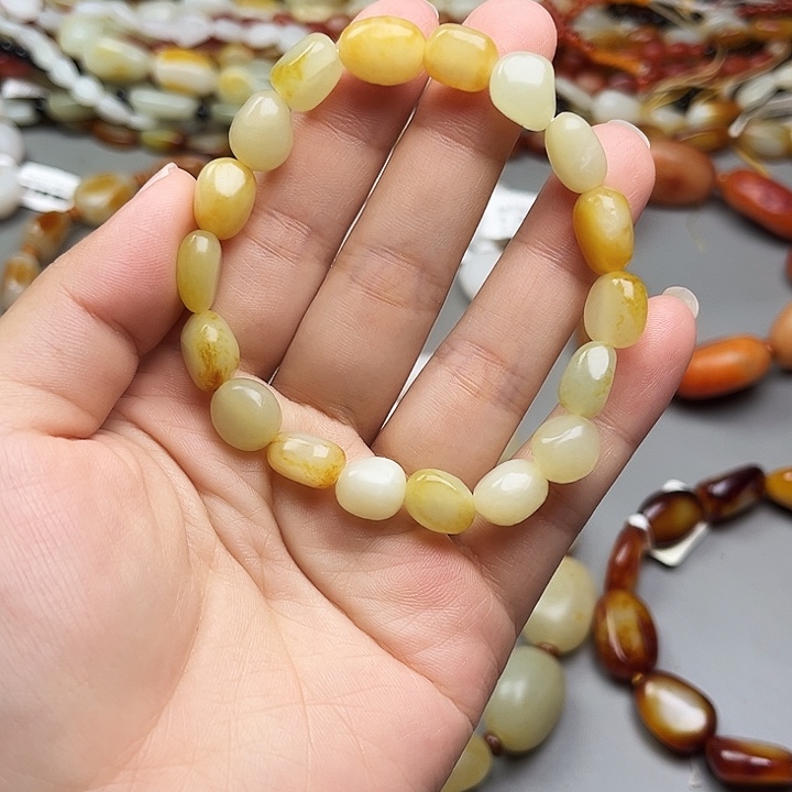 和田玉未镶嵌手链