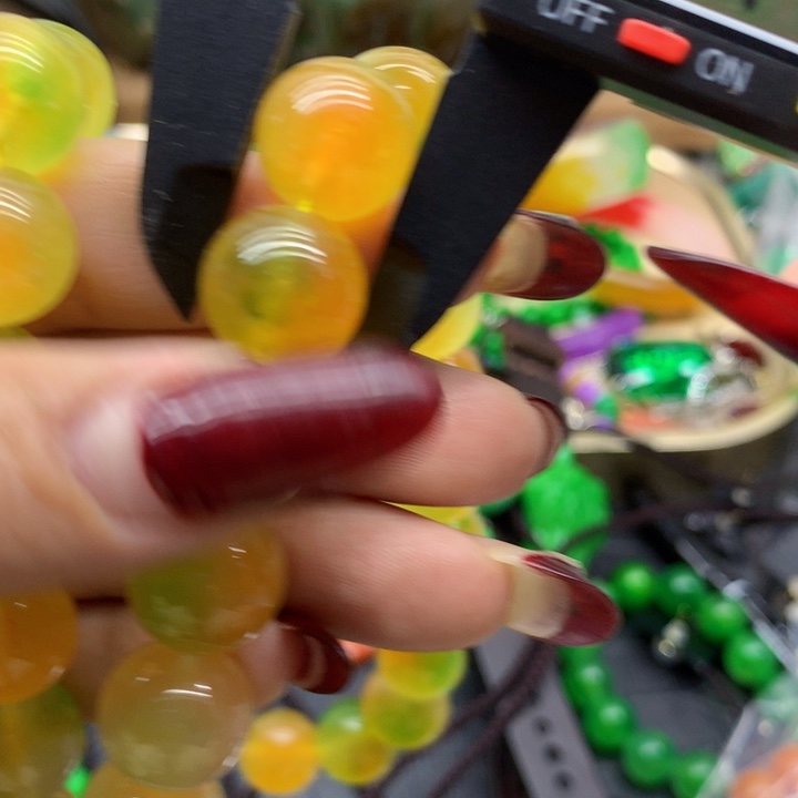 翡翠颈饰未镶嵌吊坠