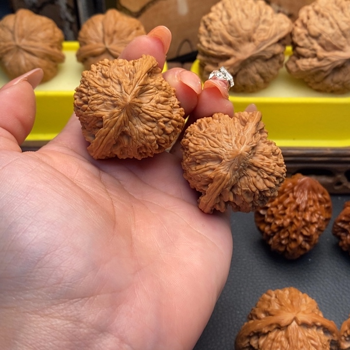 文玩核桃把件544满天星40全品