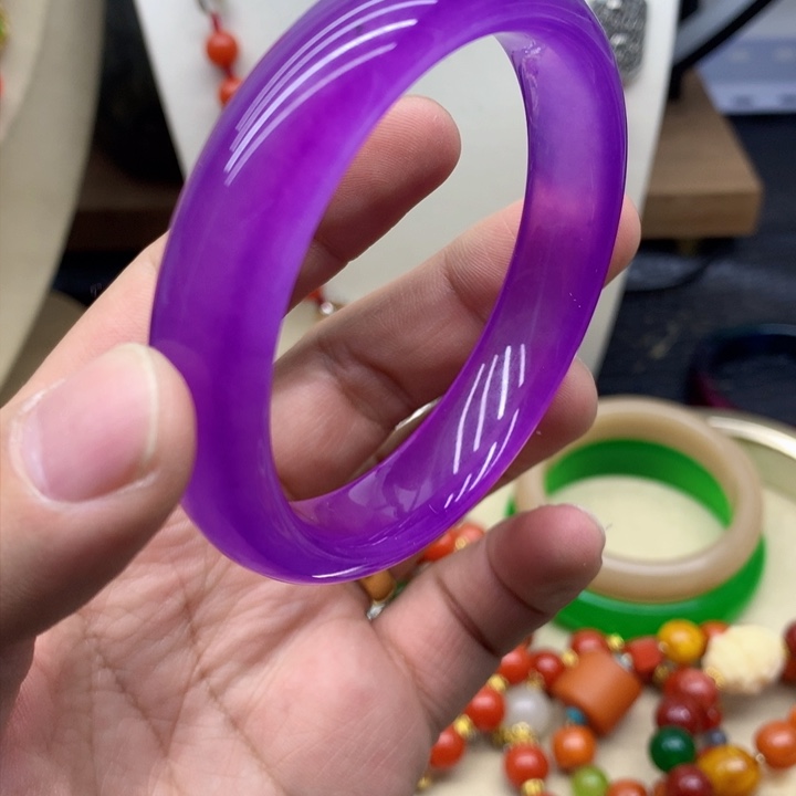 翡翠颈饰未镶嵌吊坠规格