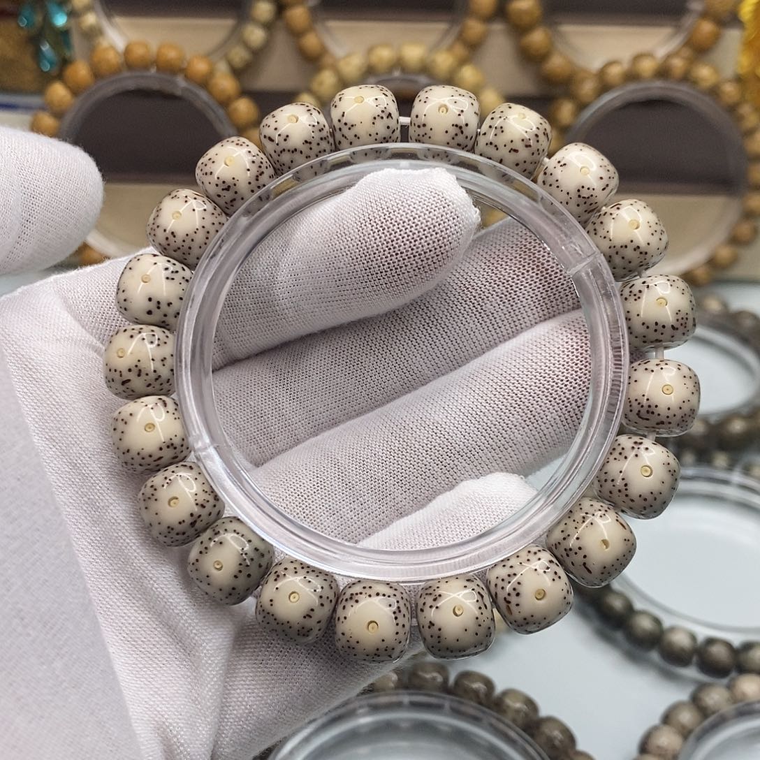 星月菩提手串10×11一物一图原生态同枝古瓷灰包白大眼睛福利
