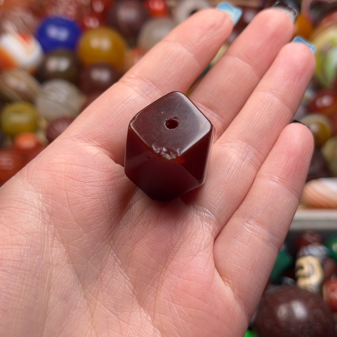 玛瑙/玉髓颈饰未镶嵌瑕疵品