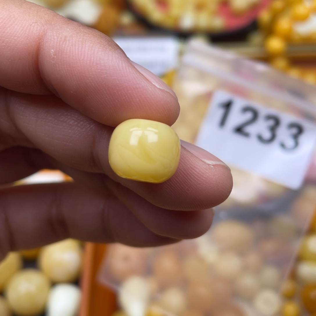 琥珀珠宝奇石未镶嵌12.6 矿点