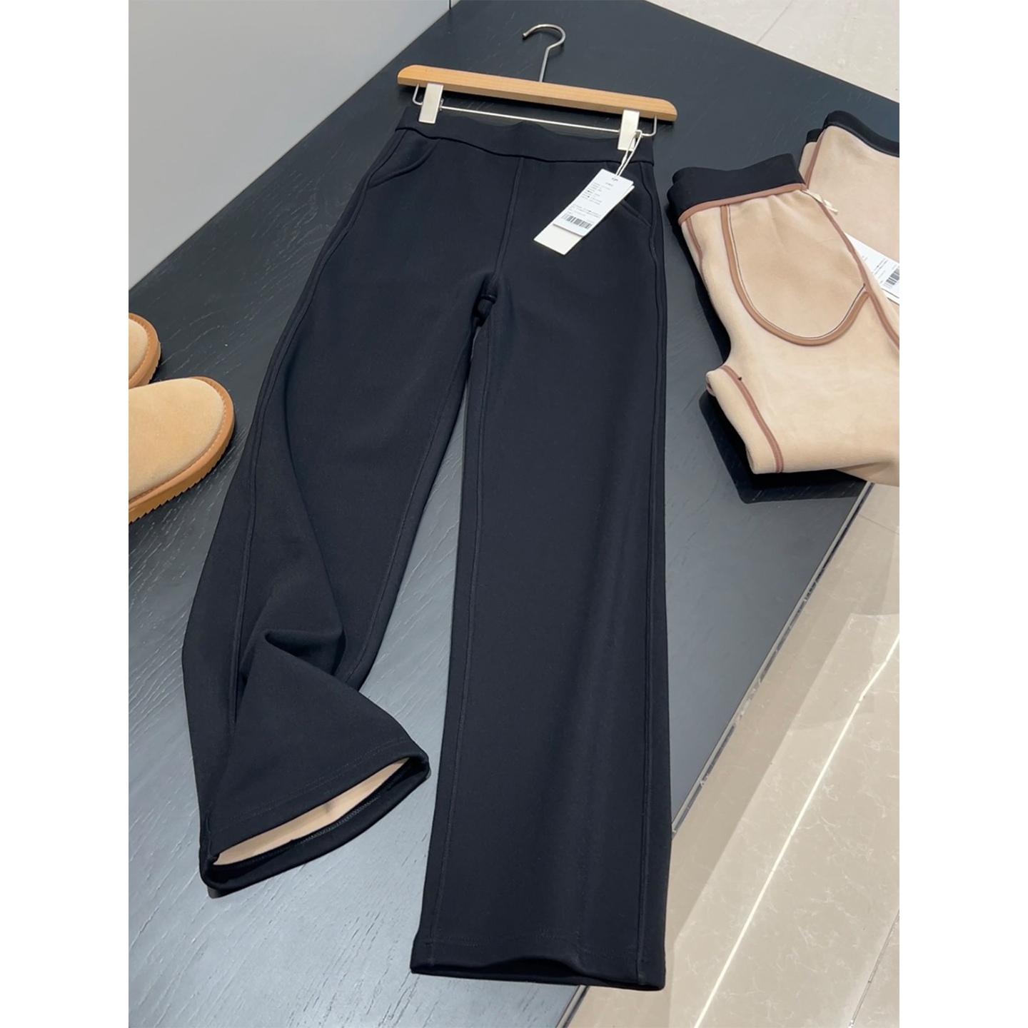 版型显瘦又好穿！百搭通勤 弹力保暖松紧腰口袋加绒直筒休闲裤