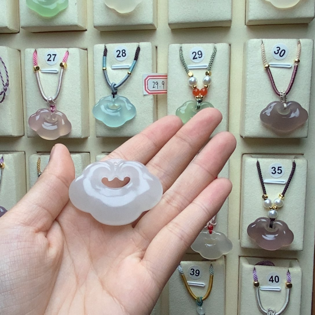 石英质玉未镶嵌吊坠(赠链)丽*（