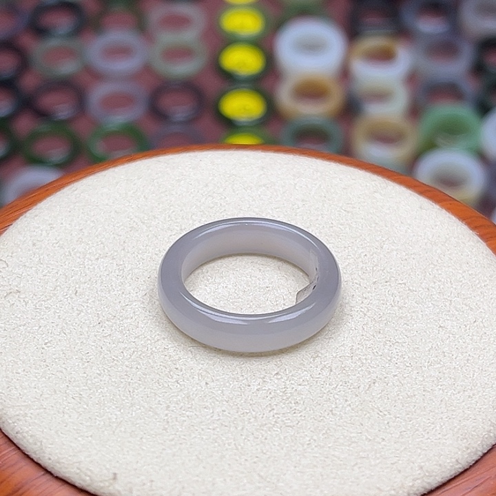 和田玉戒指未镶嵌18.3内径18圈仙气紫