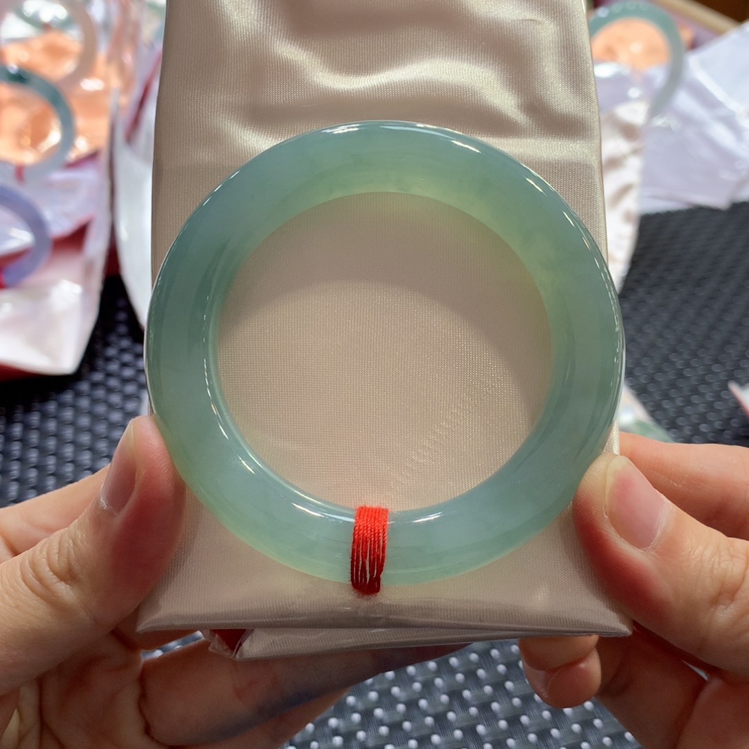 翡翠未镶嵌手镯闪购 11